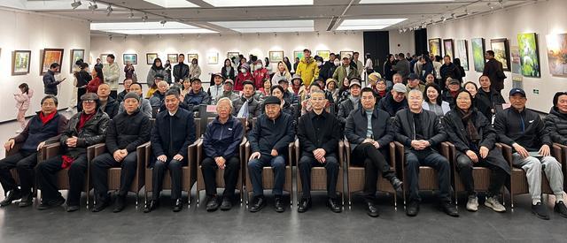 西溪在画布中留下倩影 “西溪美·且留下——杭州市油画作品展”开幕