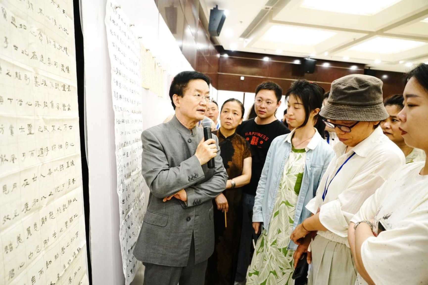 13 王岳川教授评点学员临摹作品-1
