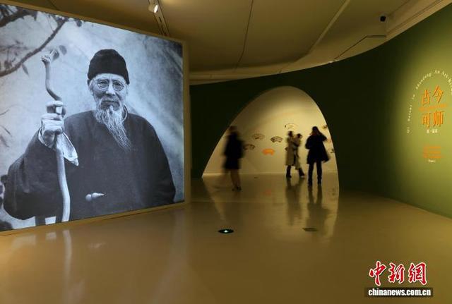 一场特展燃动齐鲁,齐白石艺术何以跨时空“圈粉”?