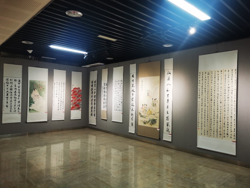 绘万里河山 颂百年辉煌 柳市举办国庆书画作品展